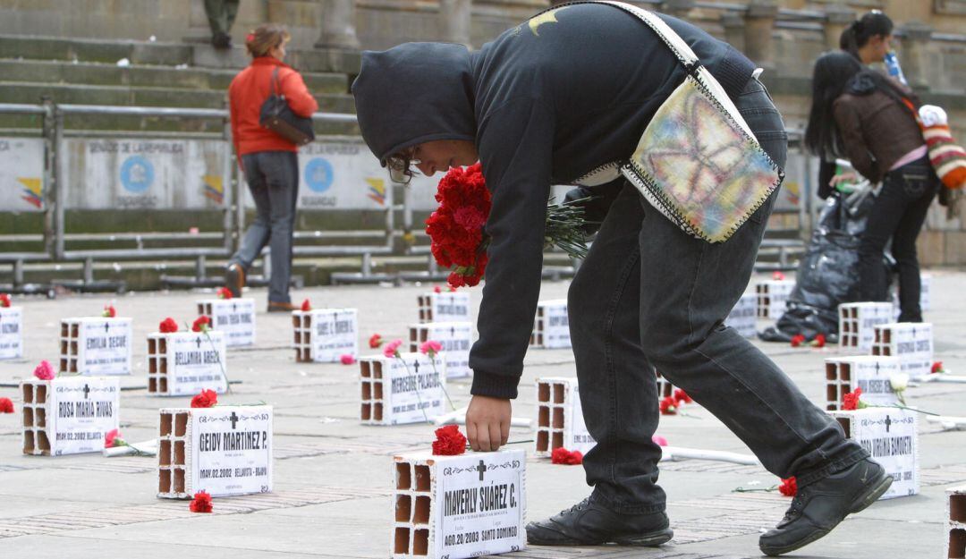 Piden a la JEP abrir macrocaso sobre la desaparición forzada en Colombia