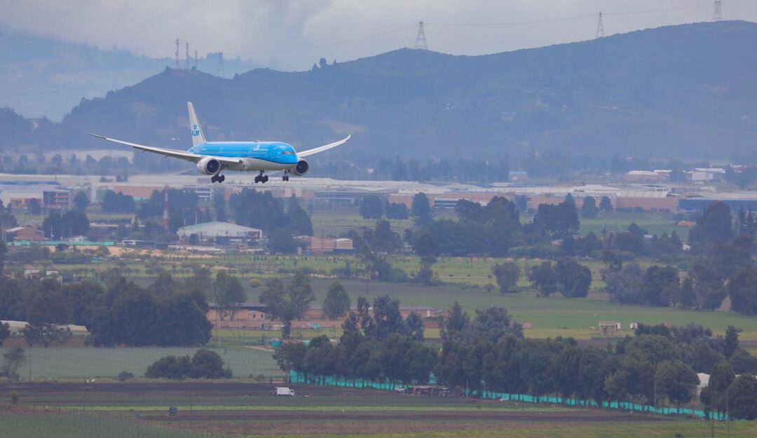 MinSalud autoriza ingreso de equipos brasileños para partidos