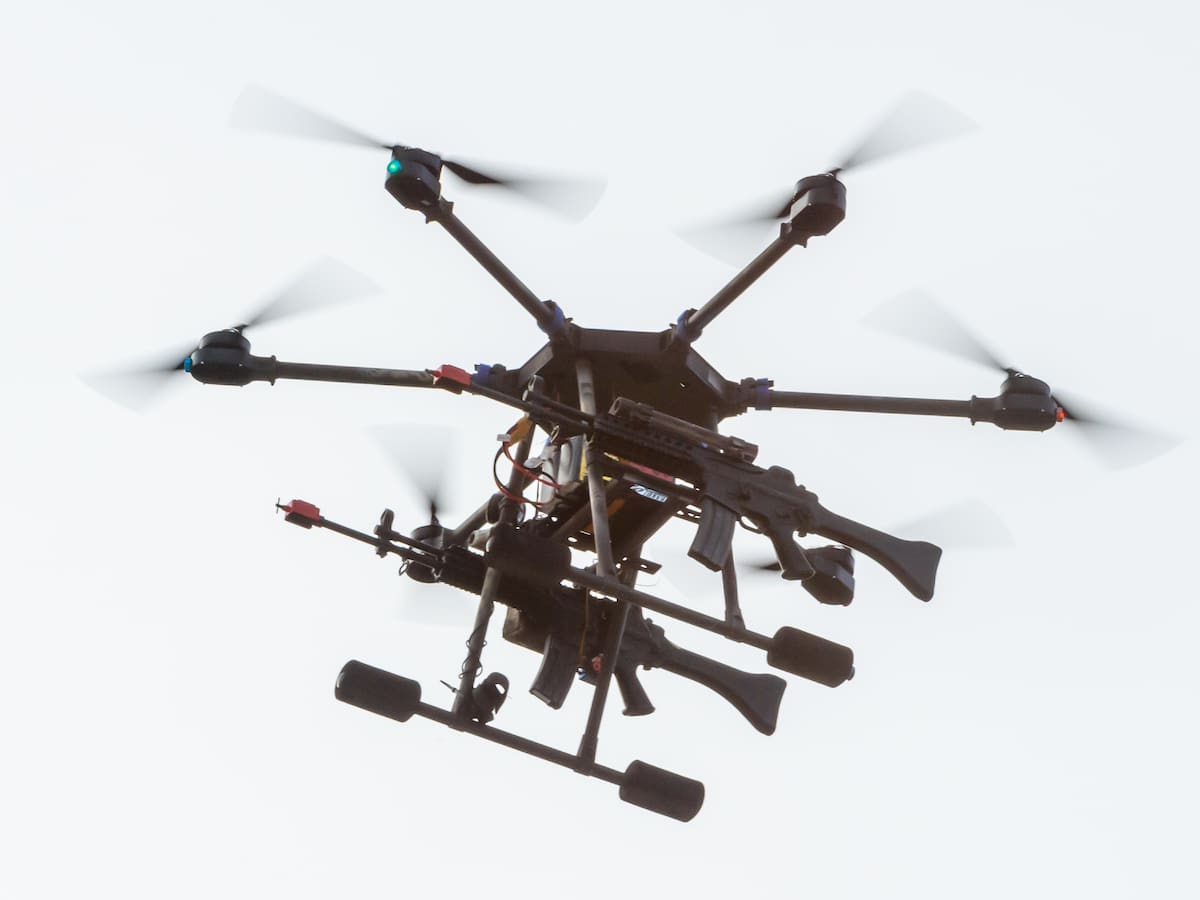 Al menos un muerto por restos de dron lanzado por hutíes e interceptado al este de La Meca