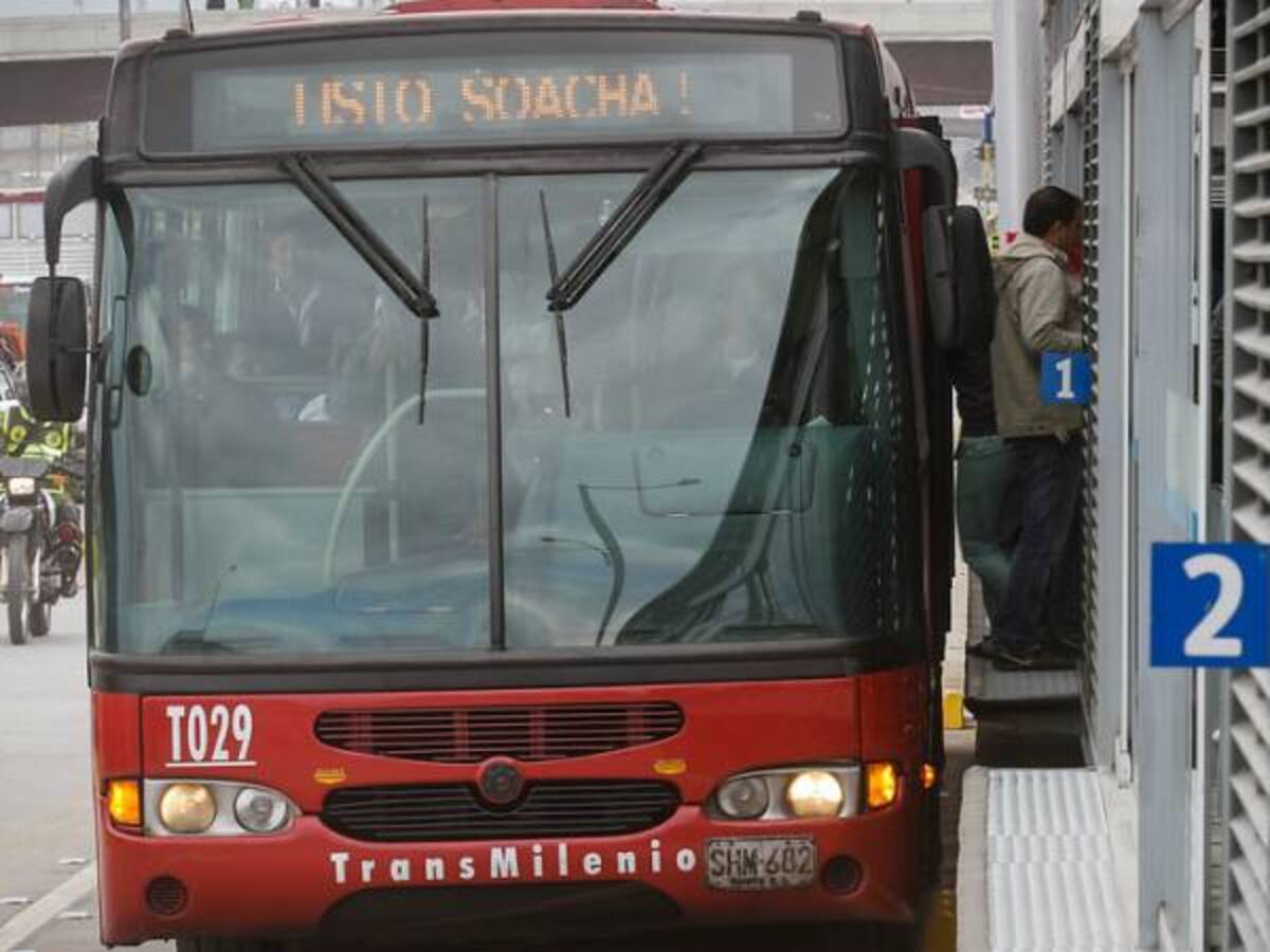 Polémica por carteles contra concejales que aprobaron Transmilenio por la Séptima
