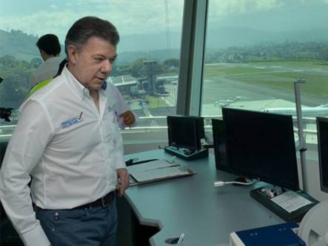 Presidente Santos inaugurará torre de control en el aeropuerto El Dorado