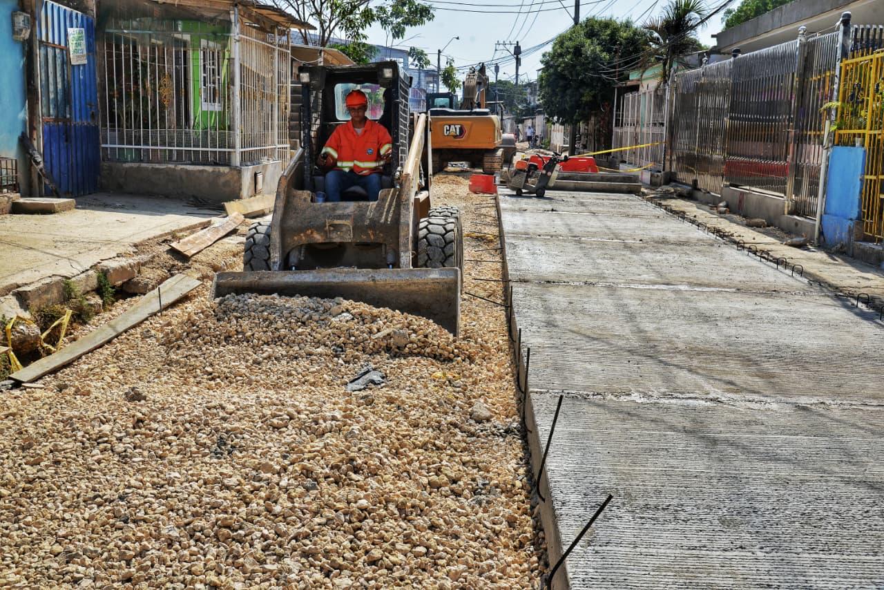 Trabajos de pavimentación en El Pozón. // Alcaldía de Cartagena