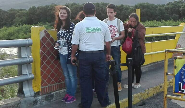 Incrementan controles para paso de inmigrantes.