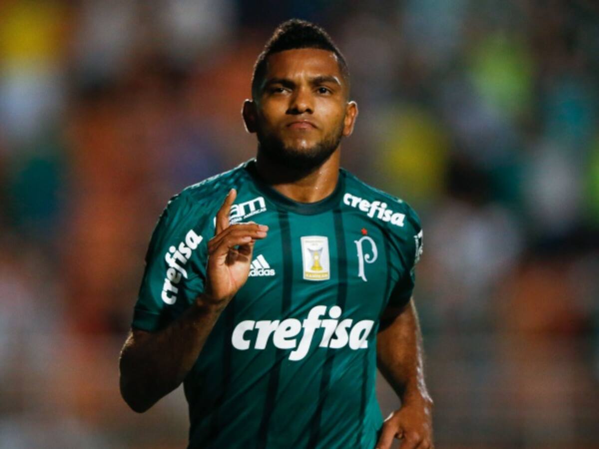 Borja anota para el triunfo de Palmeiras sobre Chapecoense