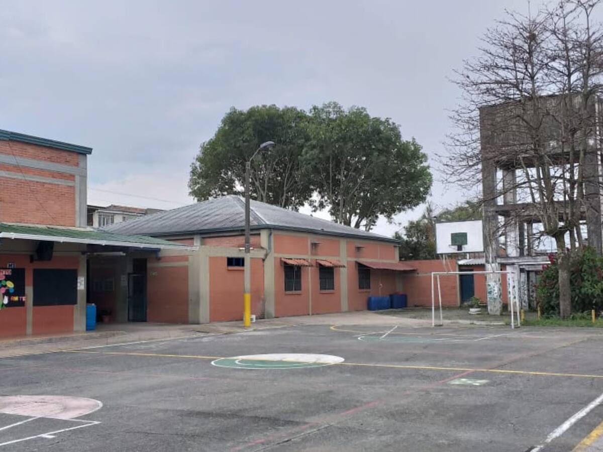 Estudiantes del colegio Juan XXIII denuncian violencias de género por parte de directivos