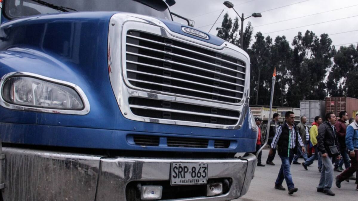 Millonarias pérdidas en sector turístico y de transporte de pasajeros en Boyacá por paro camionero