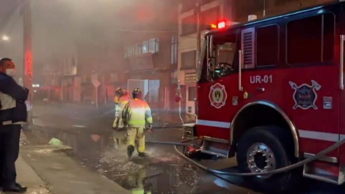 Incendio consumió una bodega en el barrio Siete de Agosto