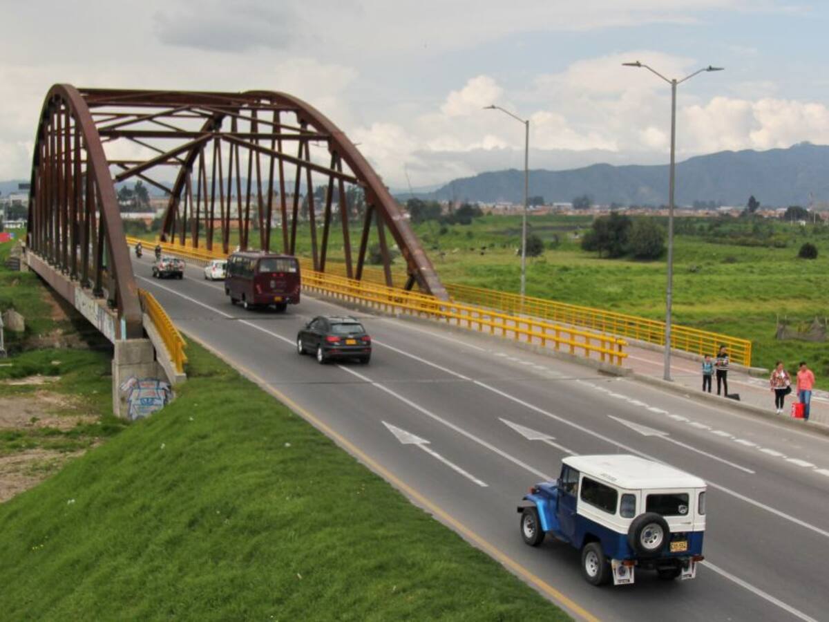 Más de 35.000 policías garantizan seguridad y movilidad en semana de receso