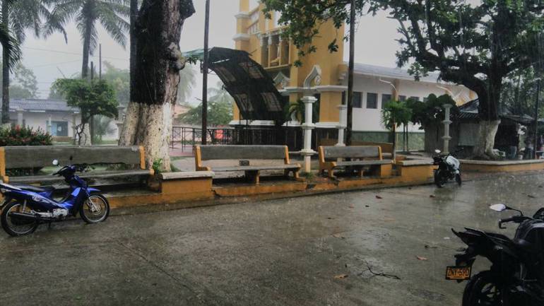 Presuntos paramilitares asesinan a dos mujeres en Cáceres.