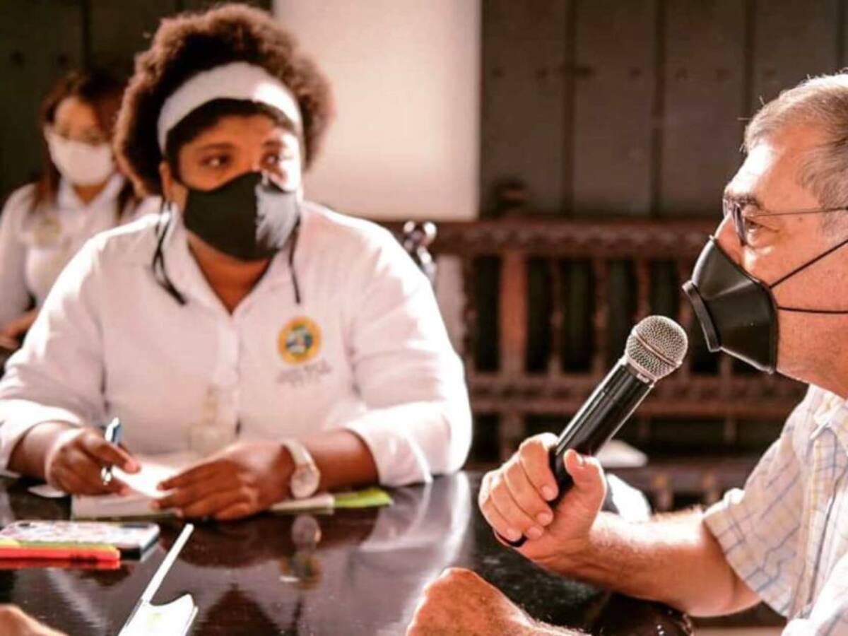 Alcalde Dau ordena la liquidación del contrato de la Primera Dama