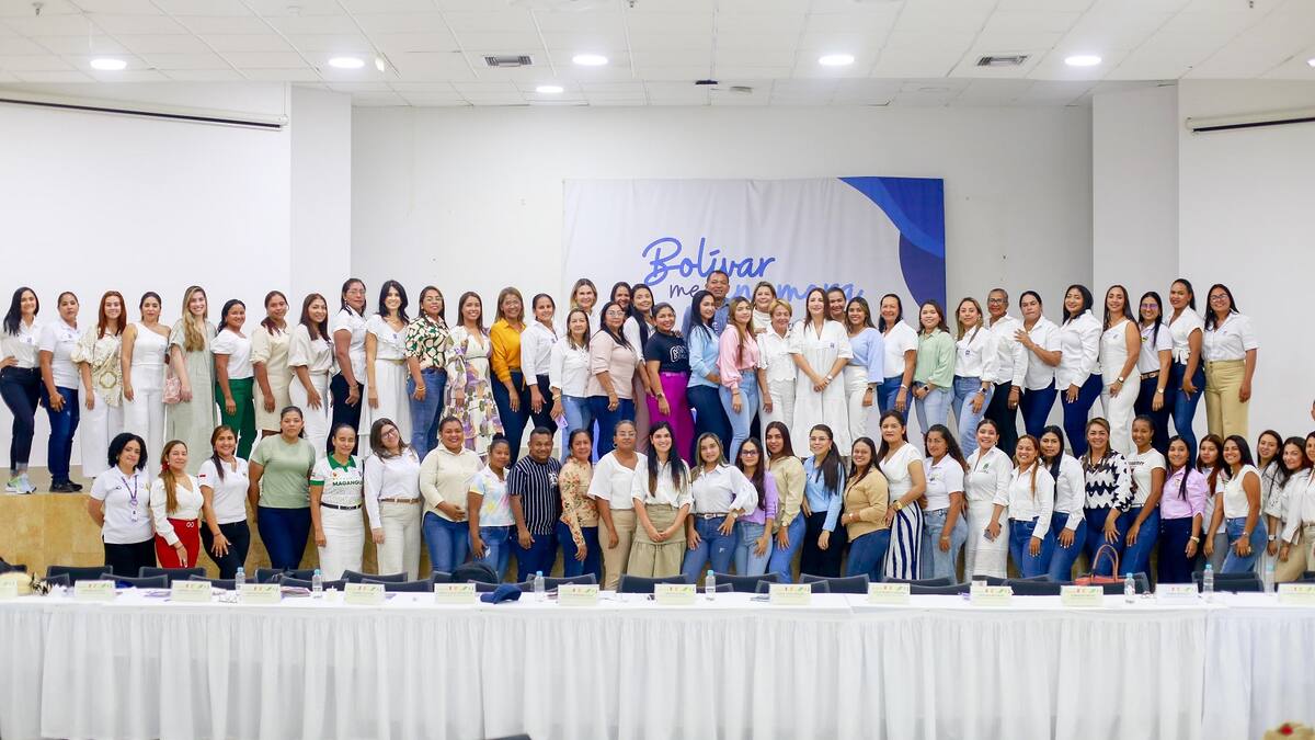 Gestoras sociales en Bolívar se capacitaron en infancia y adolescencia
