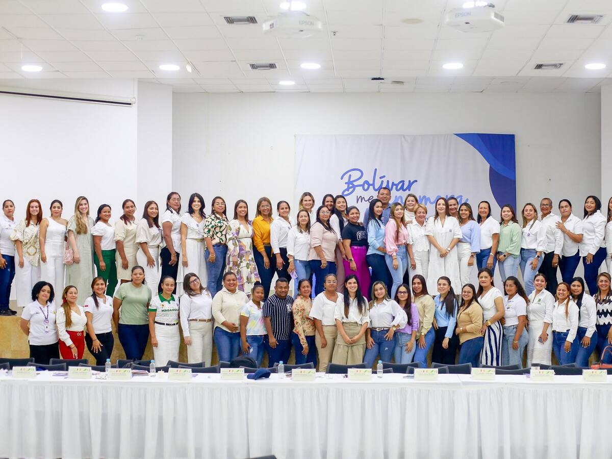 Gestoras sociales en Bolívar se capacitaron en infancia y adolescencia