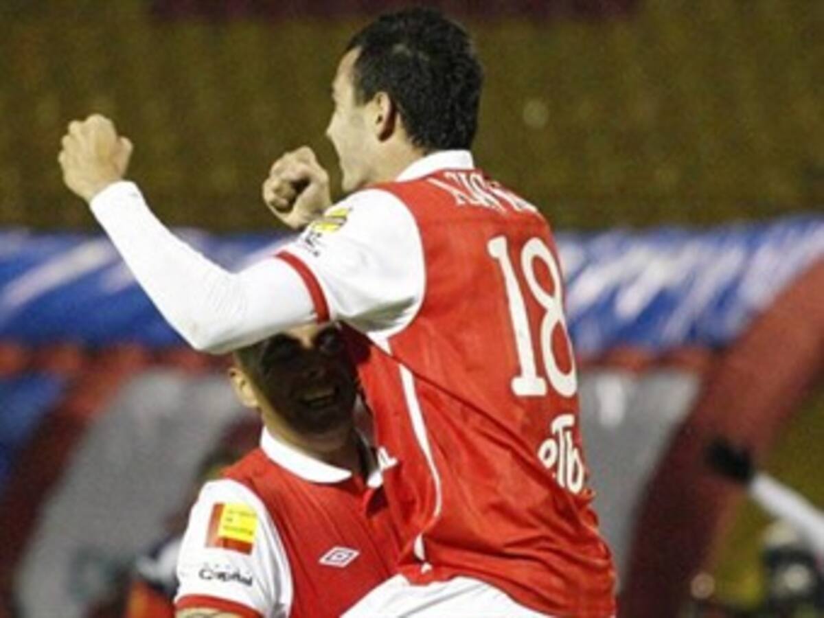 Santa Fe nuevo líder, venció 3-0 al Cortuluá y Cali 3-1 a Nacional