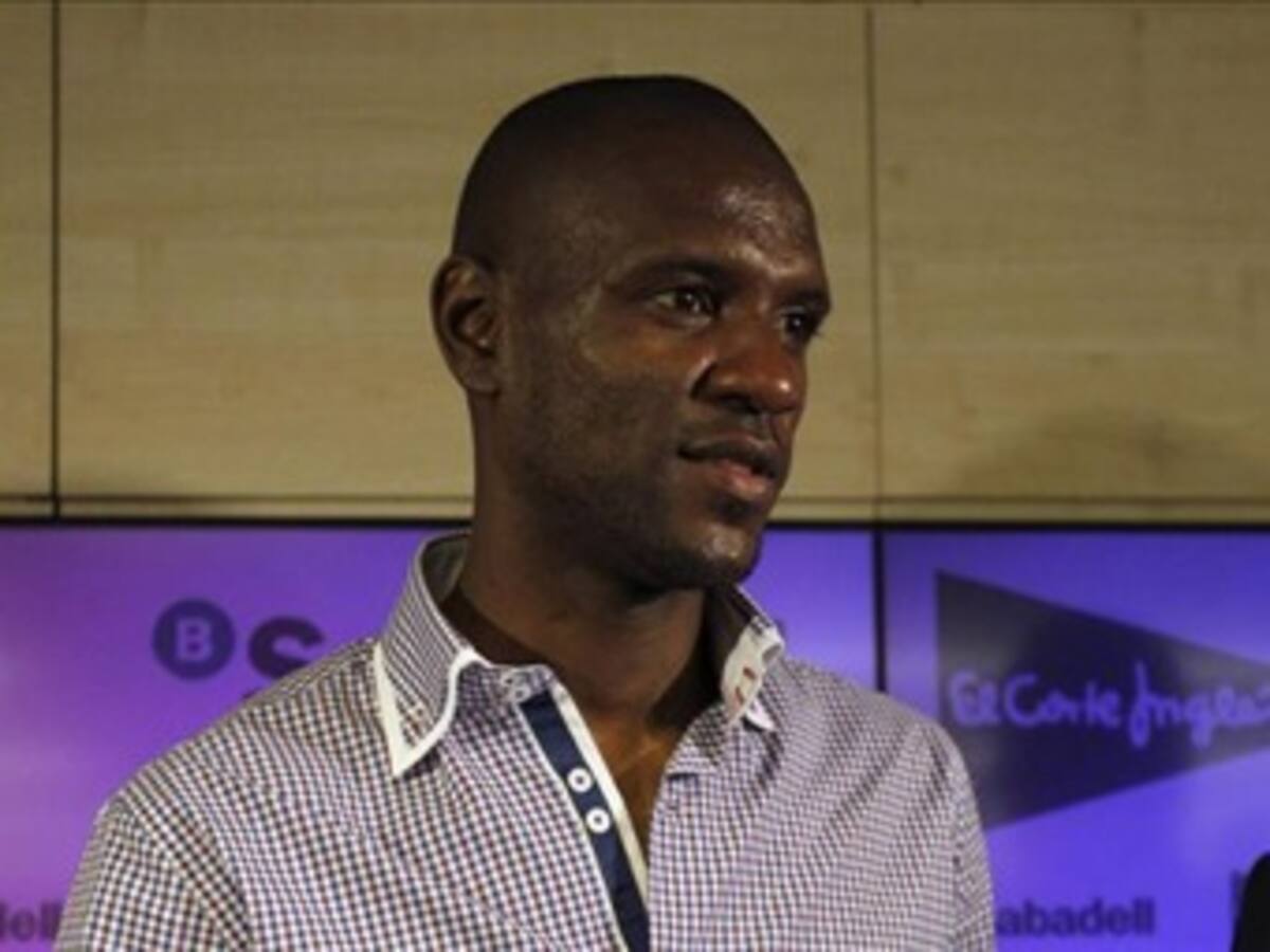 Abidal será compañero de James Rodríguez y Falcao en AS Mónaco