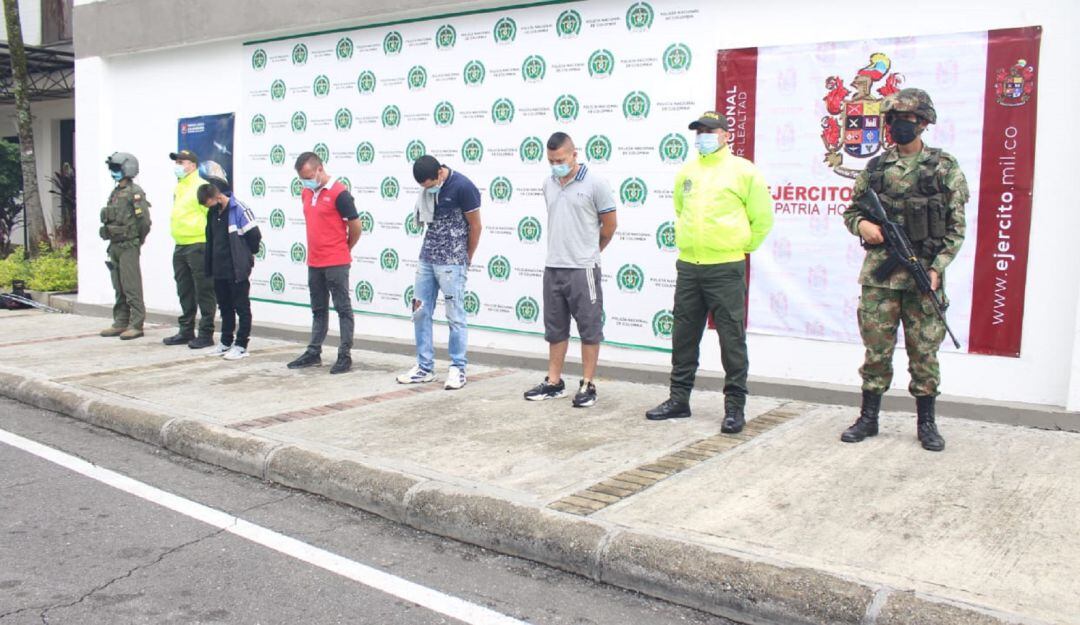 Los sujetos detenidos fueron presentados ante un juez. 