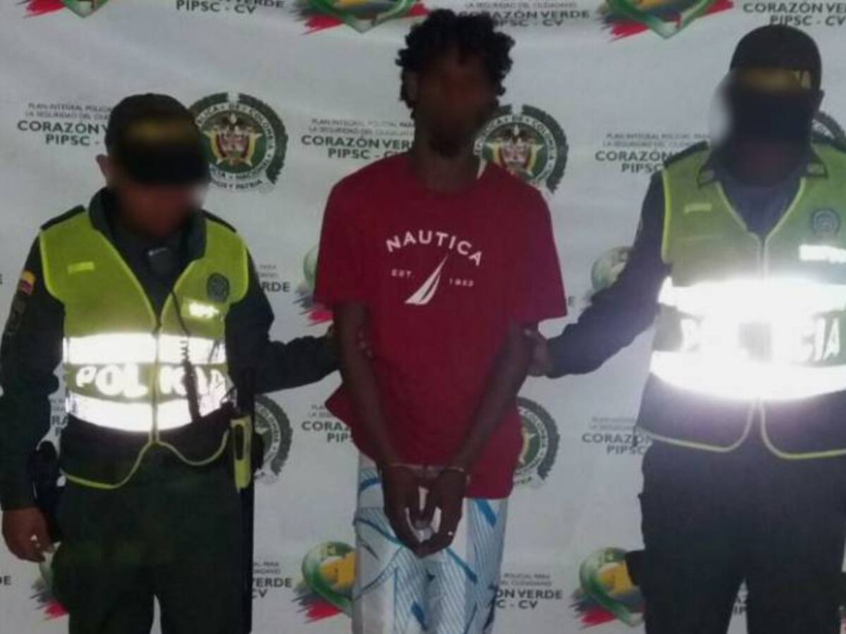 Queman casa de presunto delincuente en Cartagena