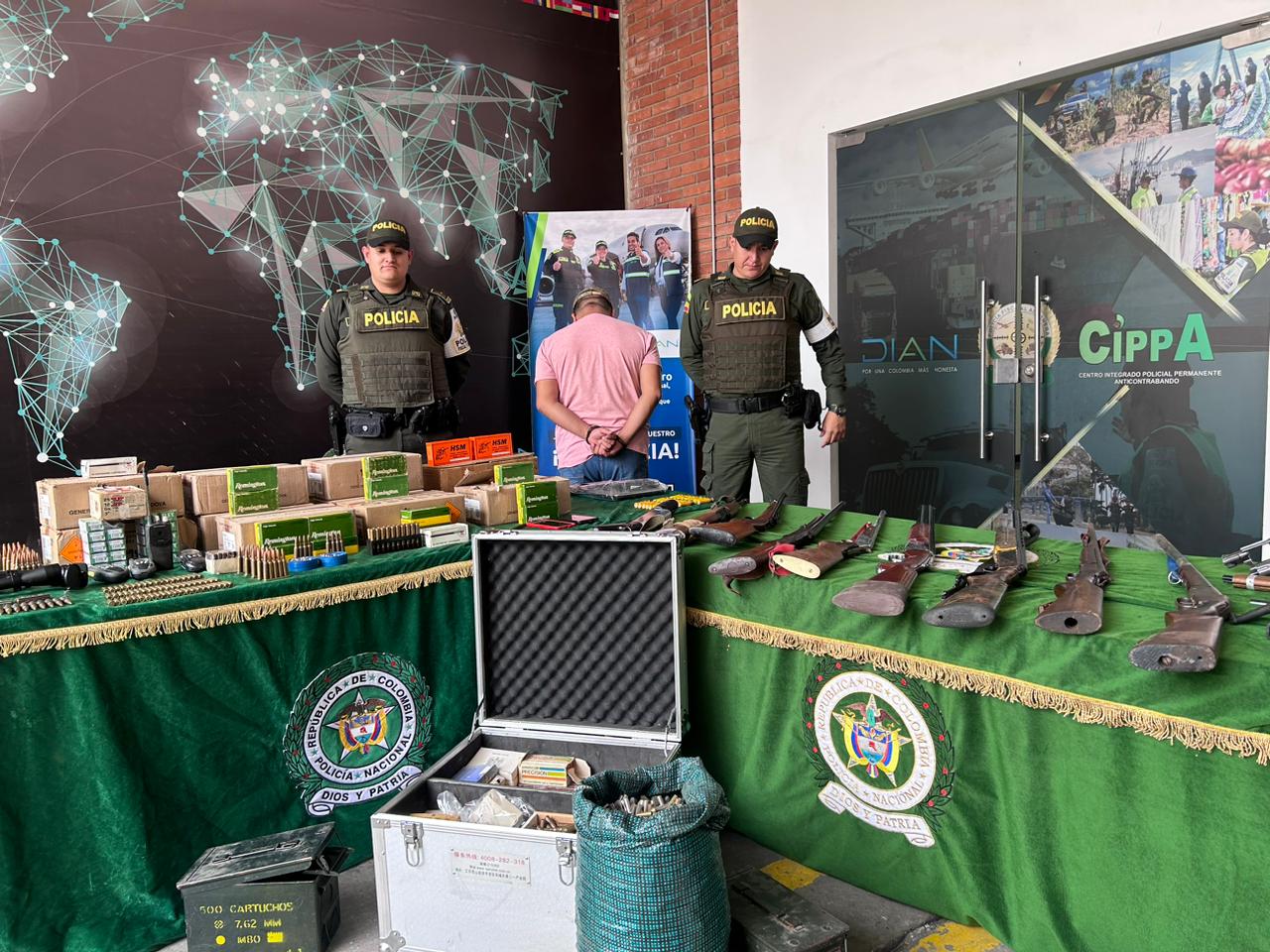 Alias el Zorro detenido con armas en Cundinamarca