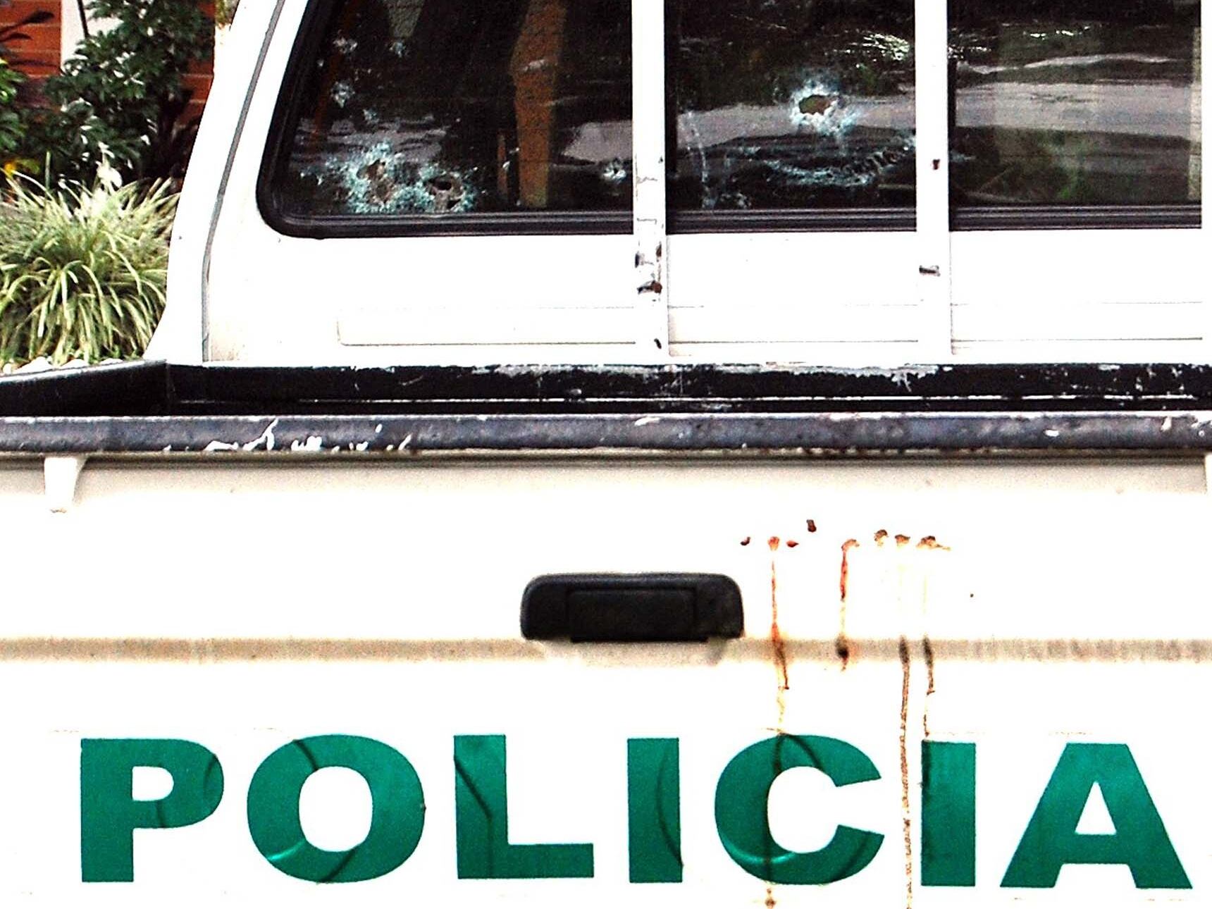 FOTO # 52 (HORIZONTAL) FO7052
IBAGUE, 08-FEB-2009 (COLPRENSA-EL NUEVO DIA).- UNA PATRULLA DE LA POLICIA FUE ATACADA EN UNA EMBOSCADA DE LA GUERRILLA DE LAS FARC.
