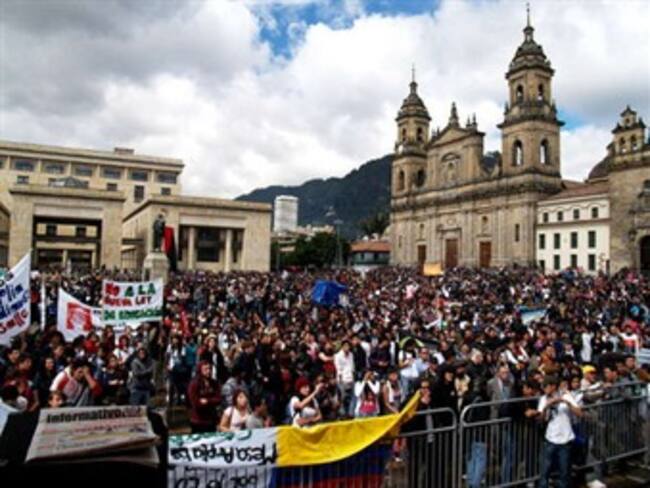 Más de 35 universidades participarán en protesta contra la Reforma a la Educación