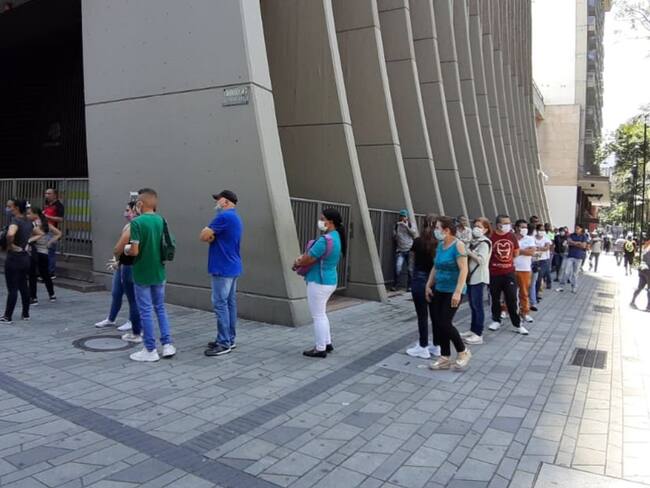 El alcalde de Medellín apoya extender el aislamiento obligatorio