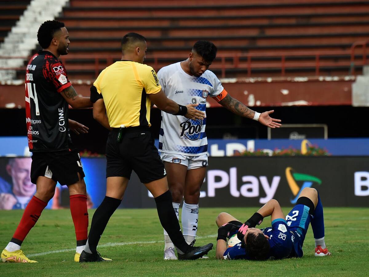 Cúcuta resistió con nueve hombres y se quedó con un triunfo clave ante Boyacá Chicó