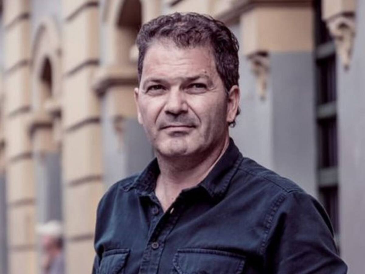 Guillermo Zuluaga declinó su aspiración al cargo de la Fiesta del Libro