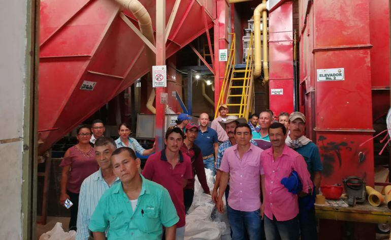 Cultivadores de Herveo visitando a sus homólogos de Planadas en el Tolima