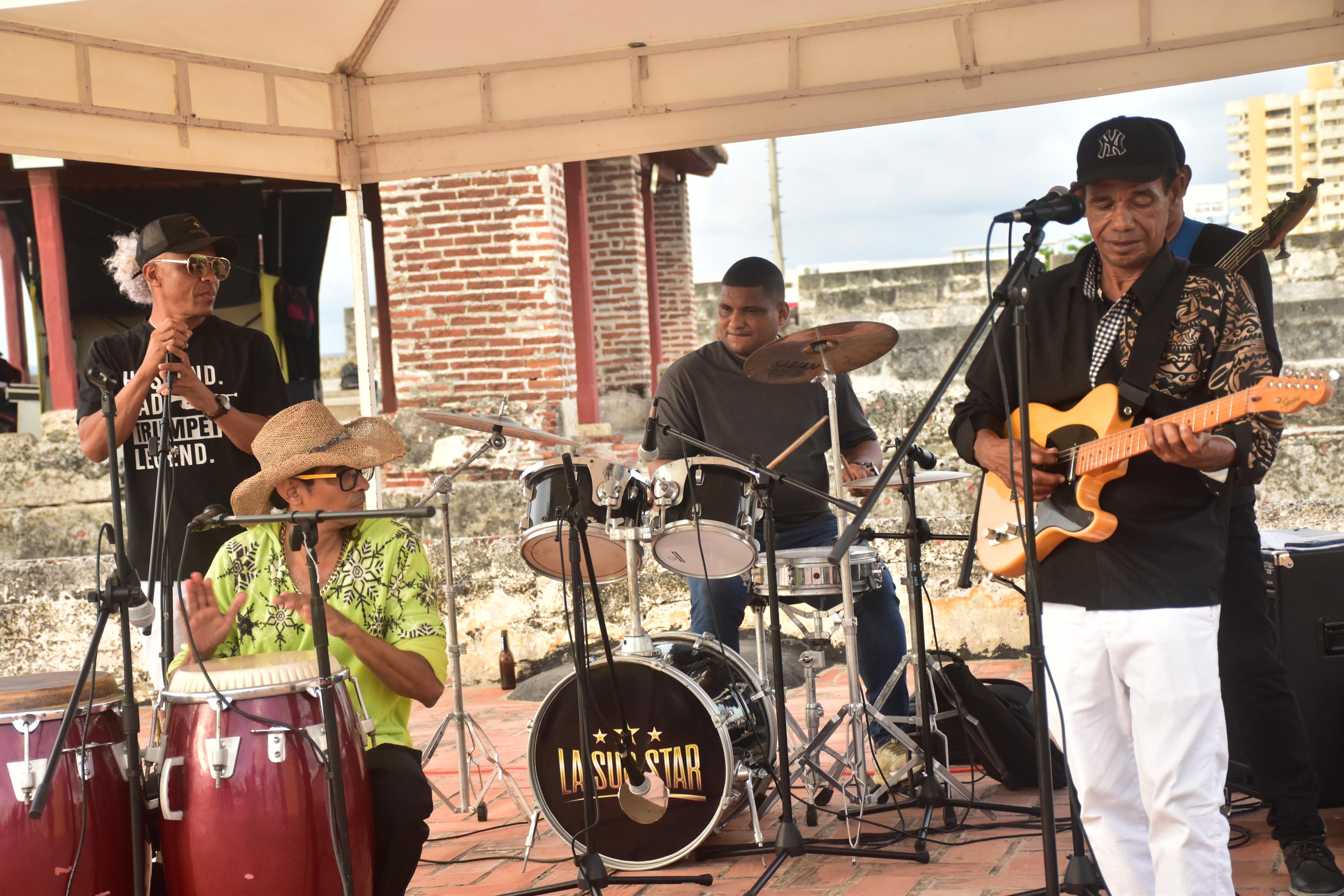 Teatro y música este fin de semana en las murallas y el Castillo de San Felipe de Barajas