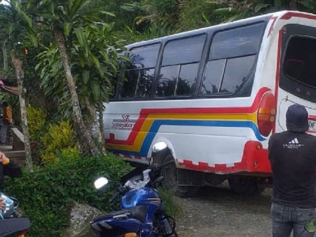 Suroeste: asesinaron un conductor dentro del bus y delante de los pasajeros