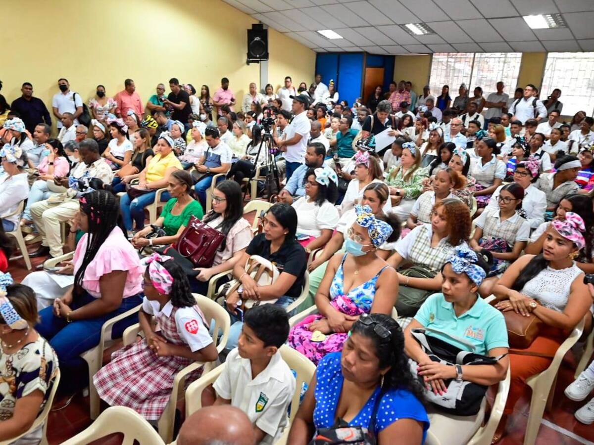 17 mil estudiantes migrantes la mayoría de Venezuela, reciben educación en Cartagena