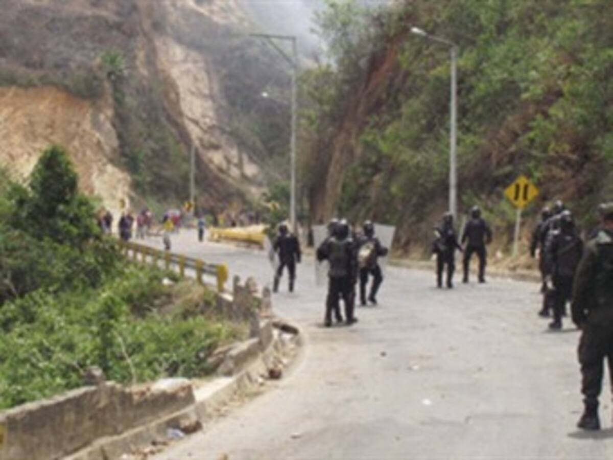 Campesinos del Catatumbo, a la expectativa de la mediación de Angelino Garzón