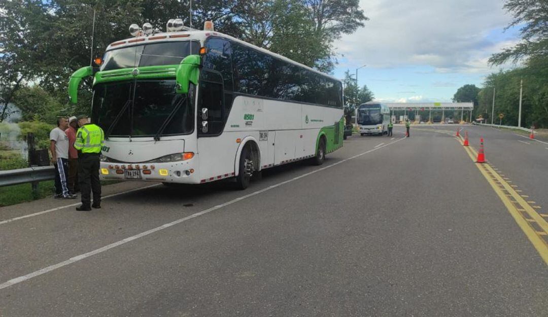 Según las autoridades se logró un 25% de reducción en siniestros viales en el Huila durante este puente festivo con respecto al año pasado. 
  