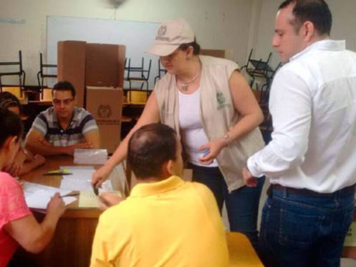 Fiscalía inspecciona arcas donde estaban formularios E14 en Cali