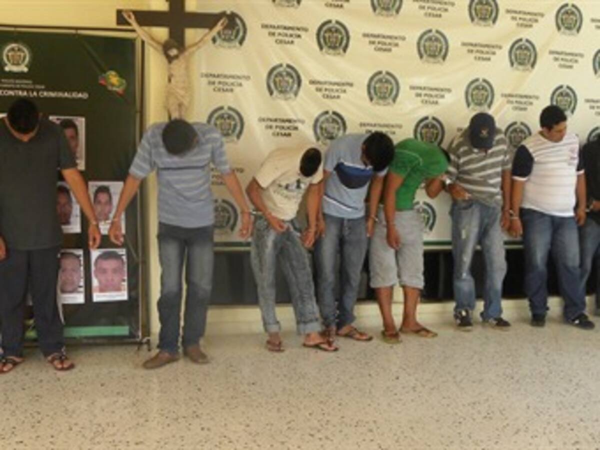 A audiencia funcionarios capturados por nexos con "Los Urabeños"