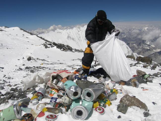 Desechos en el Monte Everest - Getty images