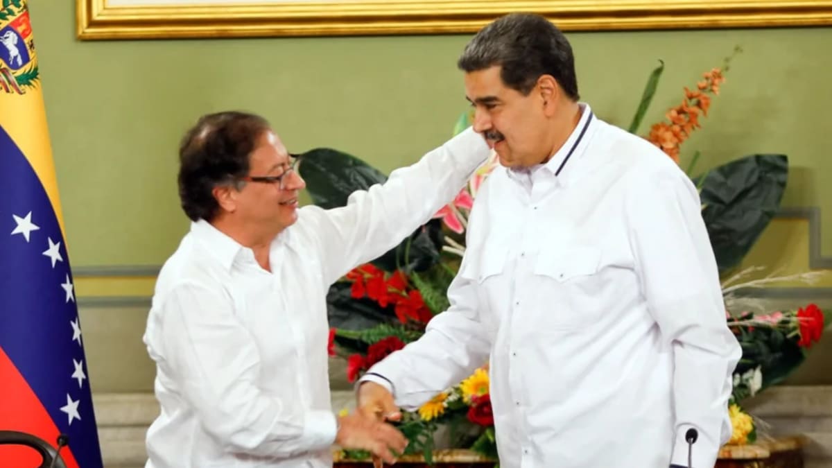 Al Oído: Petro en defensa de Maduro, sin máscara, ¡vergonzoso mensaje que nos va a costar!