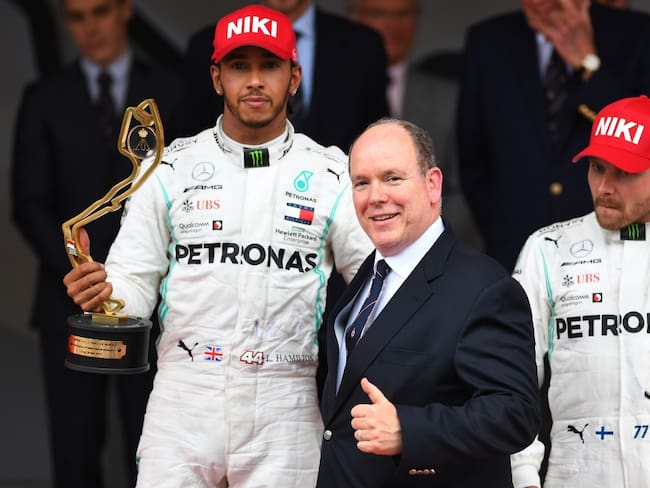 Hamilton ganó en Mónaco y se ratificó en el primer puesto