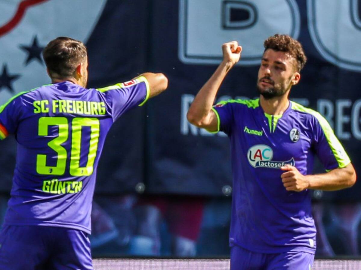 Festejos sin abrazos, la nueva moda que desata la polémica en el fútbol