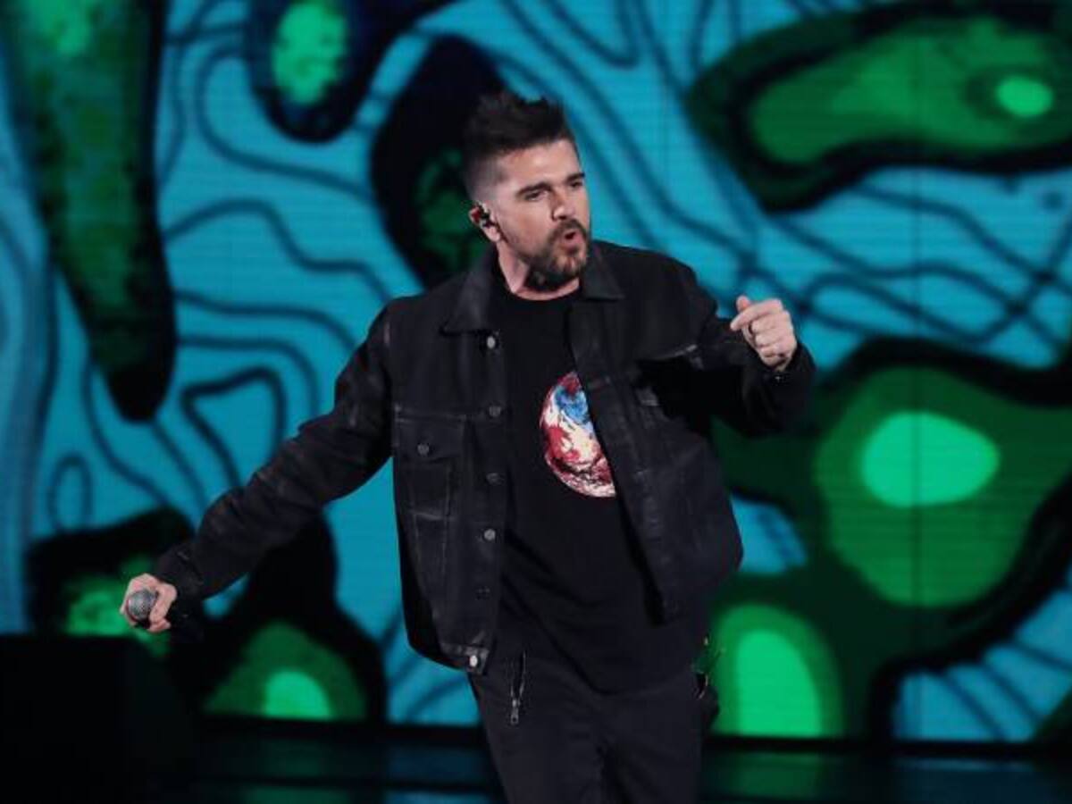 Los artistas que brillaron en la noche de los Grammy Latino en imágenes