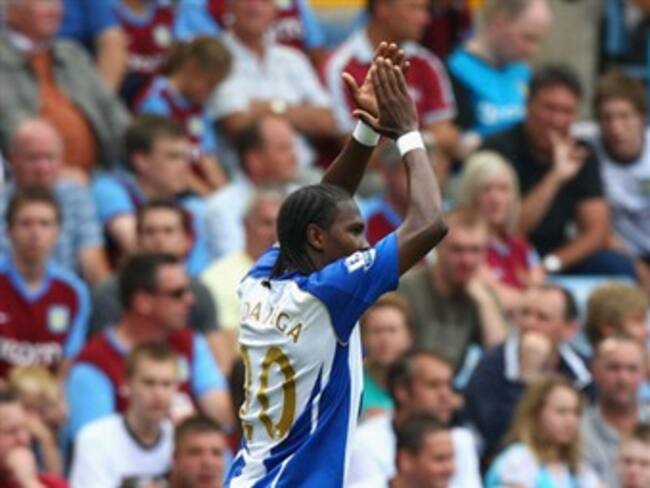 Hugo Rodallega le da la victoria al Wigan