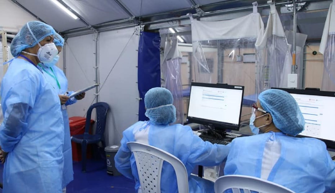 Profesionales de la salud de primera línea