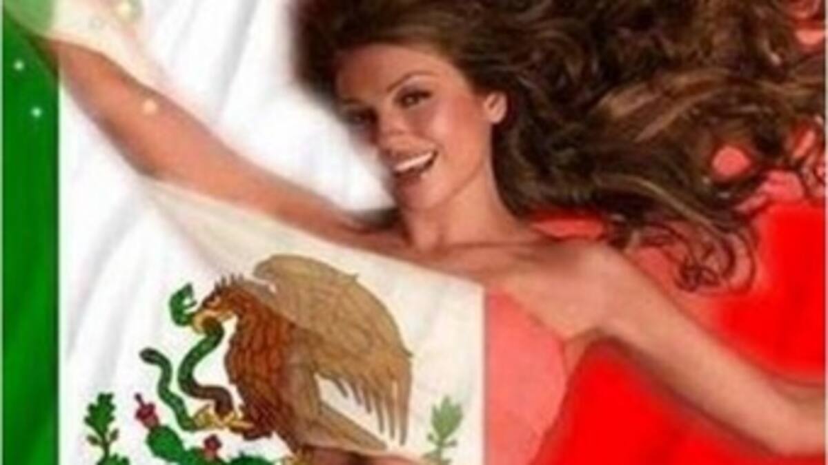 Thalía podría ser sancionada por posar desnuda con la bandera mexicana