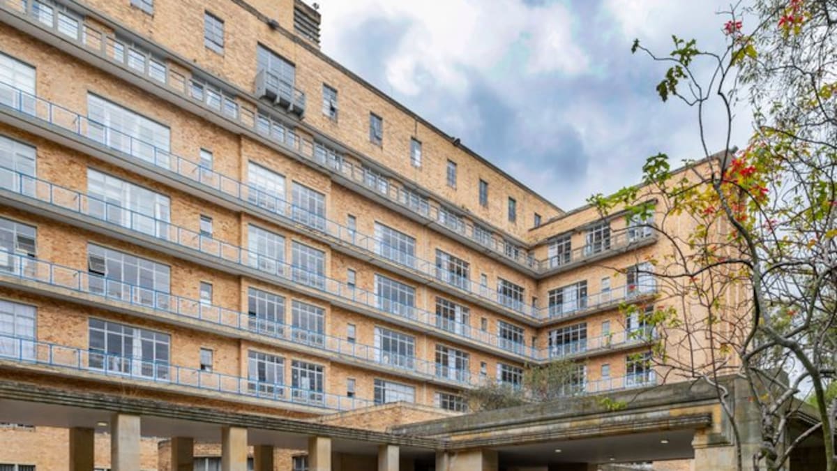 Comenzó el cierre del servicio de urgencias del Hospital San Carlos en Bogotá