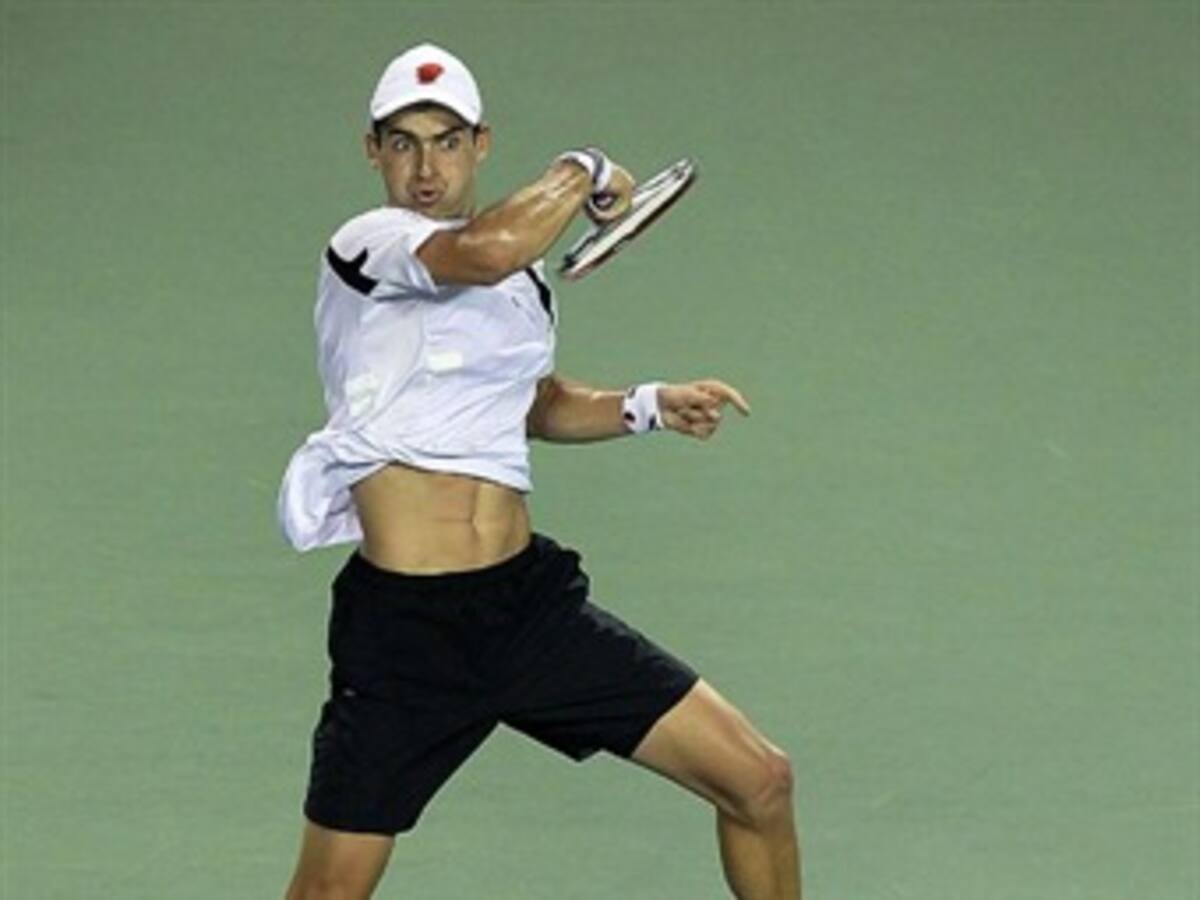 Santiago Giraldo derrotó a Gilles Simon en el Abierto de Brisbane en Australia