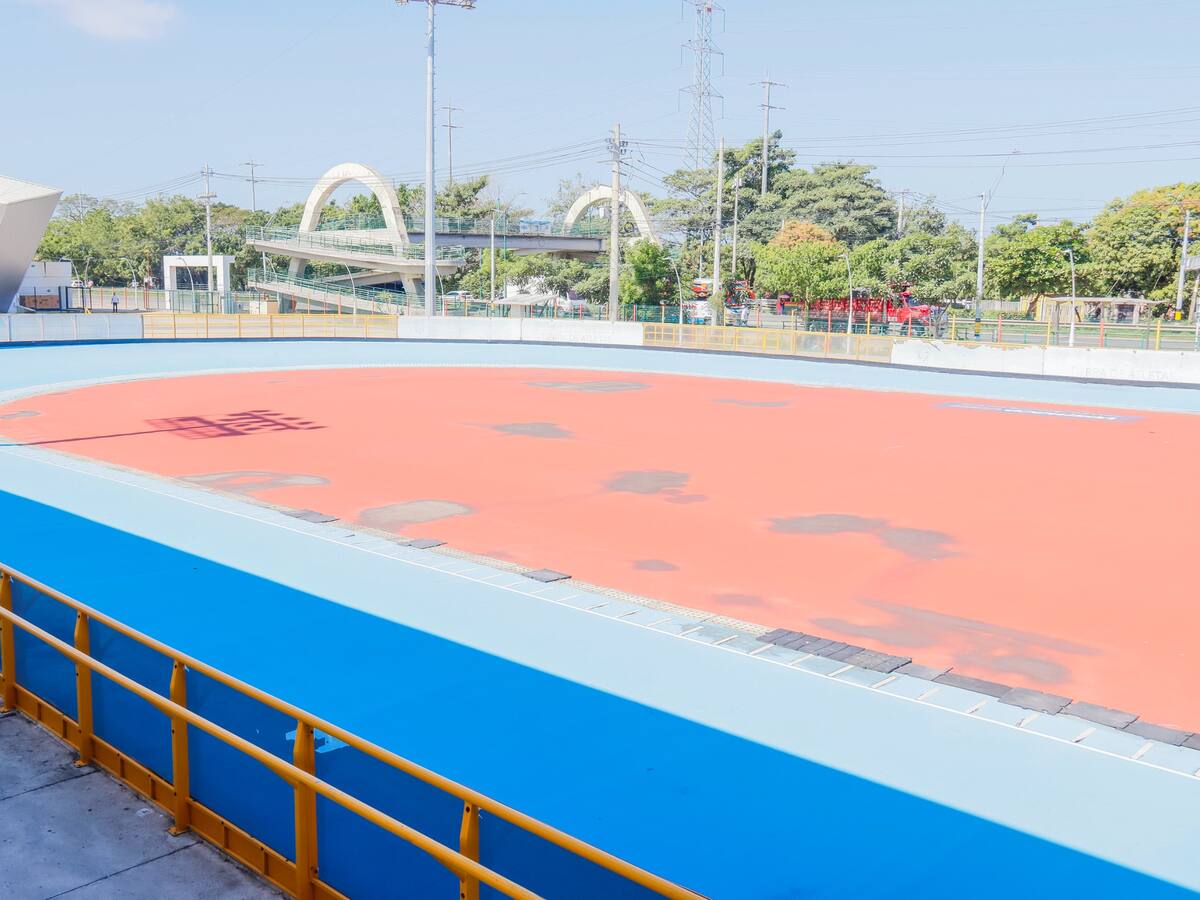Habilitan parqueadero de la Unidad Deportiva Rocky Valdez para la práctica de Escuelas de Patinaje