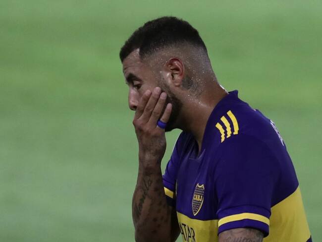Boca Juniors confirma la lesión muscular de Edwin Cardona.