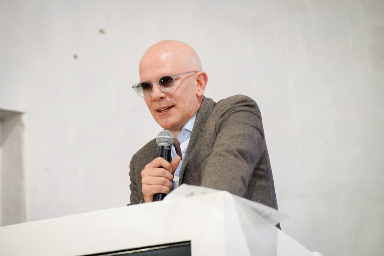 Alejandro Santos en la instalación del Festival de las Ideas 2025. | Foto: Caracol Radio