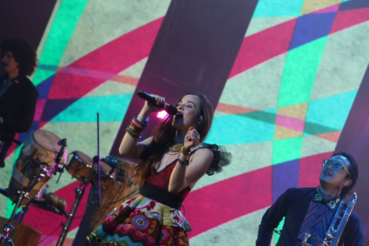 El talento colombiano estuvo presente por medio de varias agrupaciones, una de ellas Mausier Periné