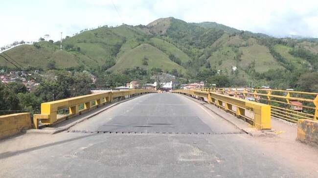 Puente de Irra cobre el corregimiento de Irra en Quinchía, Risaralda
