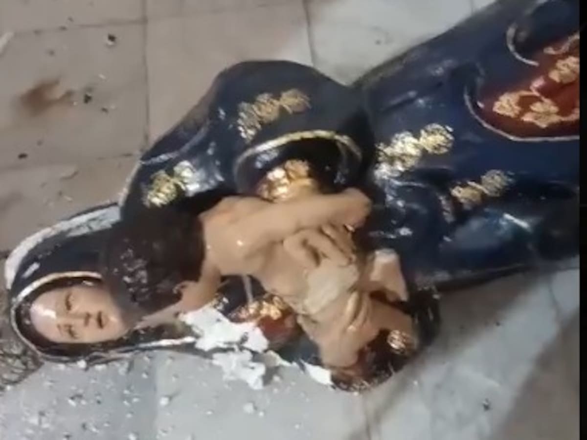 Profanan la Capilla de La Ermita en Cali, luego que un hombre dañara todas las imágenes del templo